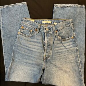 Levi's Premium Ribcage Straight Jeans